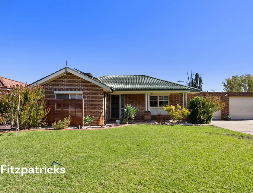 11 Kaldari Crescent, Glenfield Park, NSW 2650, 4部屋, 2バスルーム, House