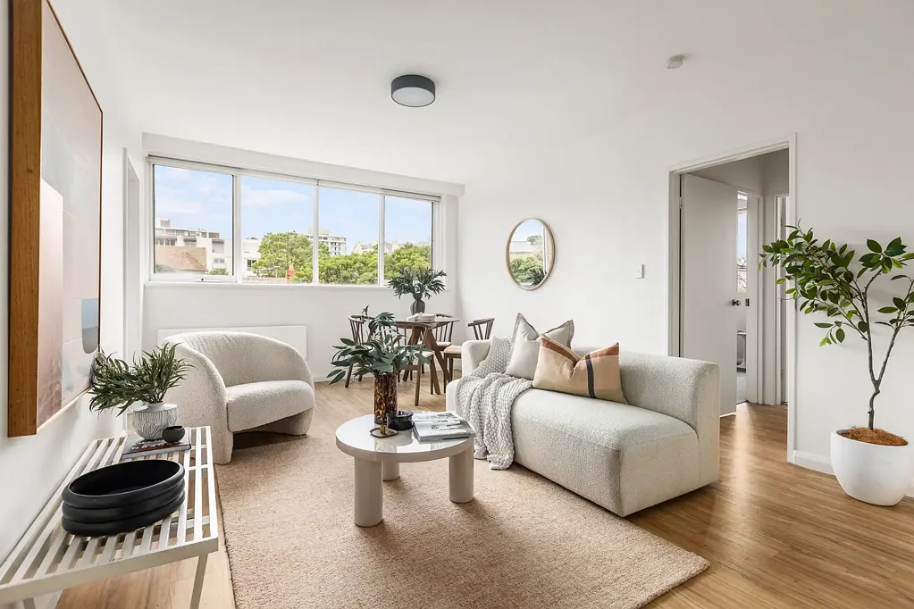 South Yarra 1 Bedroom Leafy South Yarra, Steps From The Action
