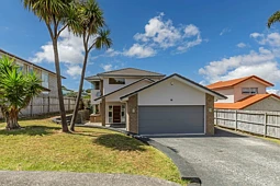 6 Bangla Place, Massey