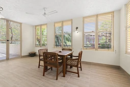 1007/2 Greenslopes Street, Cairns North