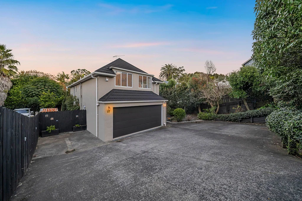 Remuera 4Moenga “SELLING $155K BELOW CV”