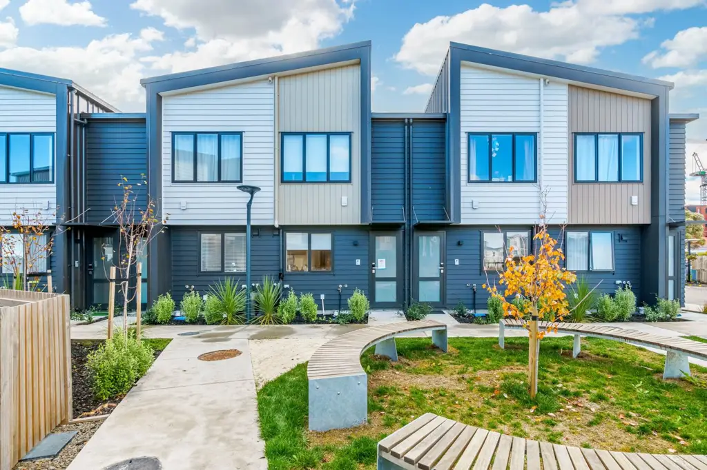 Avondale 2chambre Modern Home with FREE Furniture Package