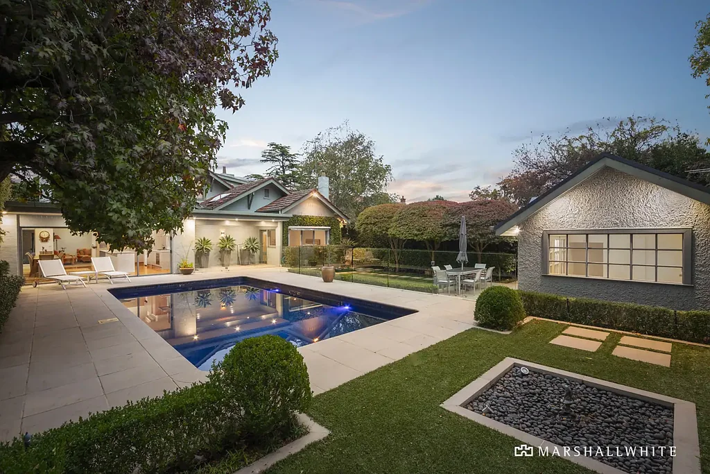 Elegant Family Living & Entertaining at Its Finest