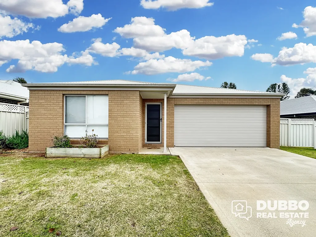 FOUR BEDROOM IN WEST DUBBO