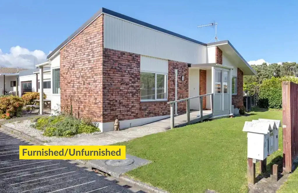 Sunny, Spacious & Centrally Located