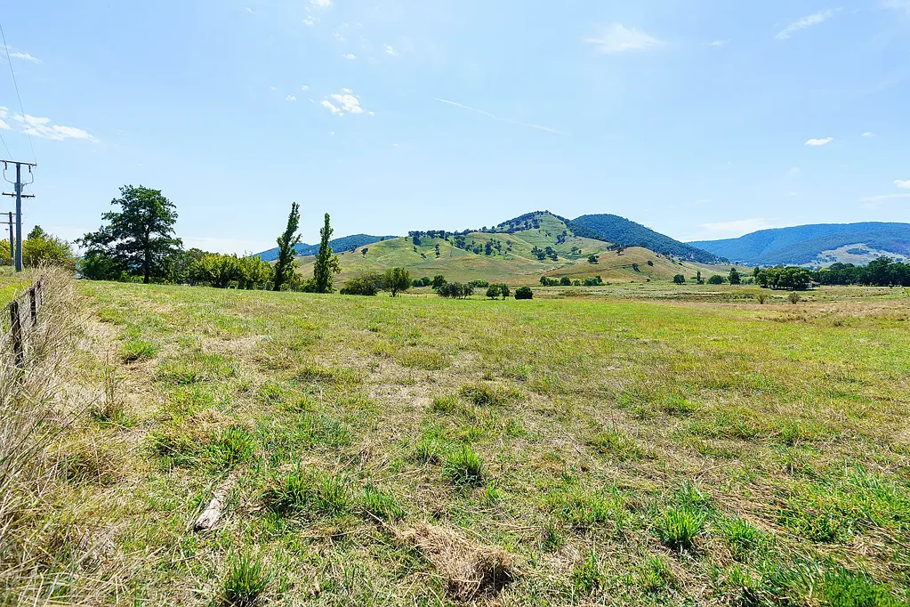 Tallangatta Valley  Suit Container Storage, Camping getaway or Small Land Farm Pursuits!