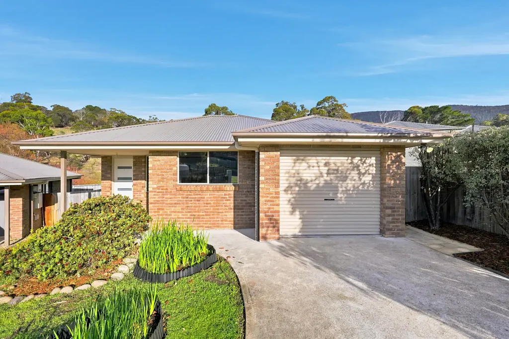 Claremont 2房  Affordable Villa Suiting A Wide Range Of Purchasers