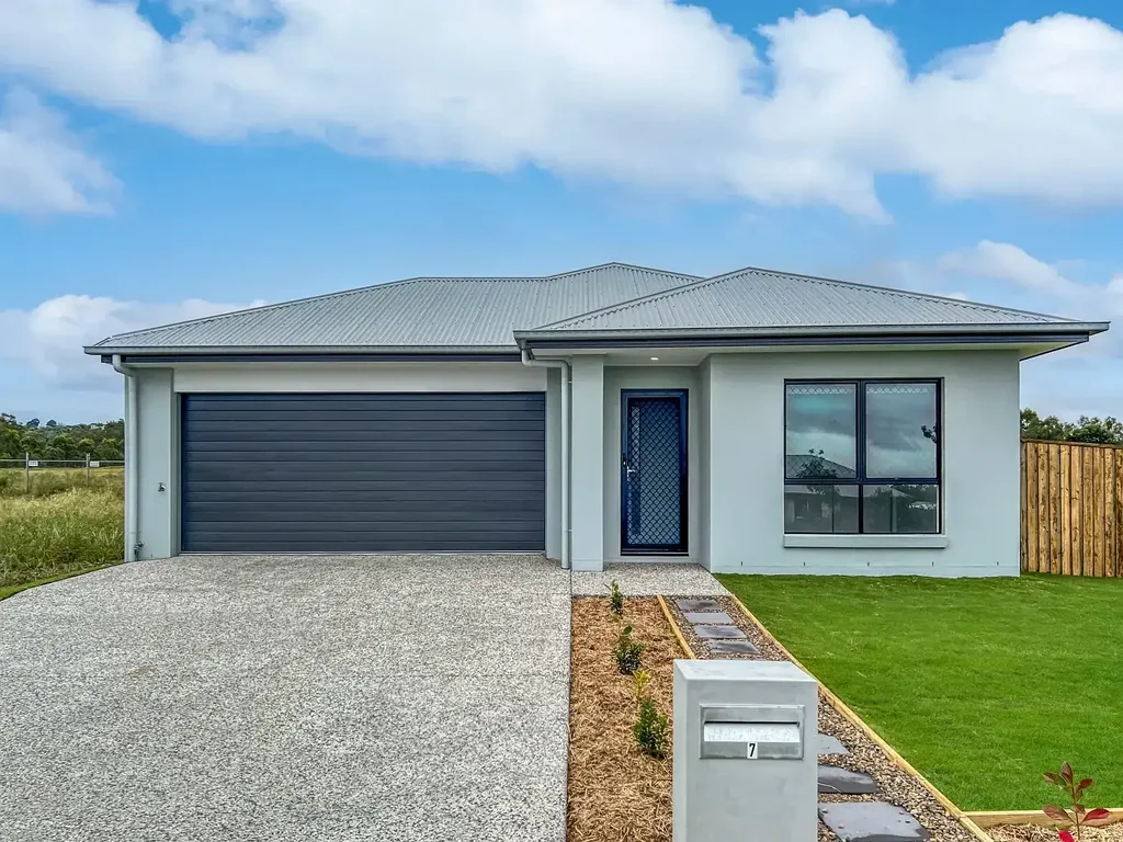 Stunning Family Home at 7 Breanna Crescent, Rosewood