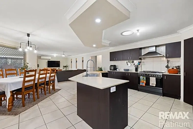 55 Creekside Drive, Narangba, QLD 4504, 5 slaapkamers, 2 badkamers, House