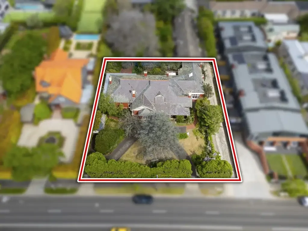 Hawthorn East 6ਬੈੱਡਰੂਮ Hawthorn Heritage Gem - Rare 1910 Period Home on Barkers Road