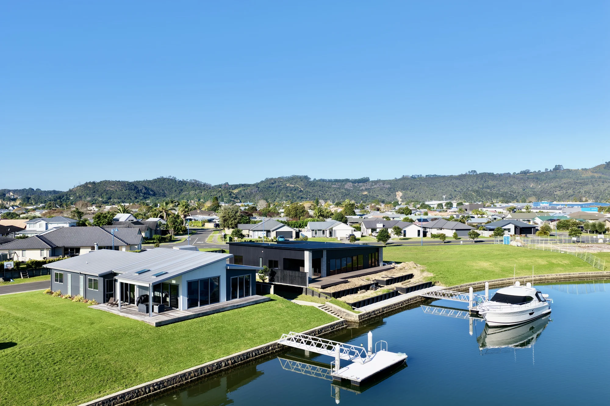 Whitianga 4Kwarto Canal Front on Kahu Crescent