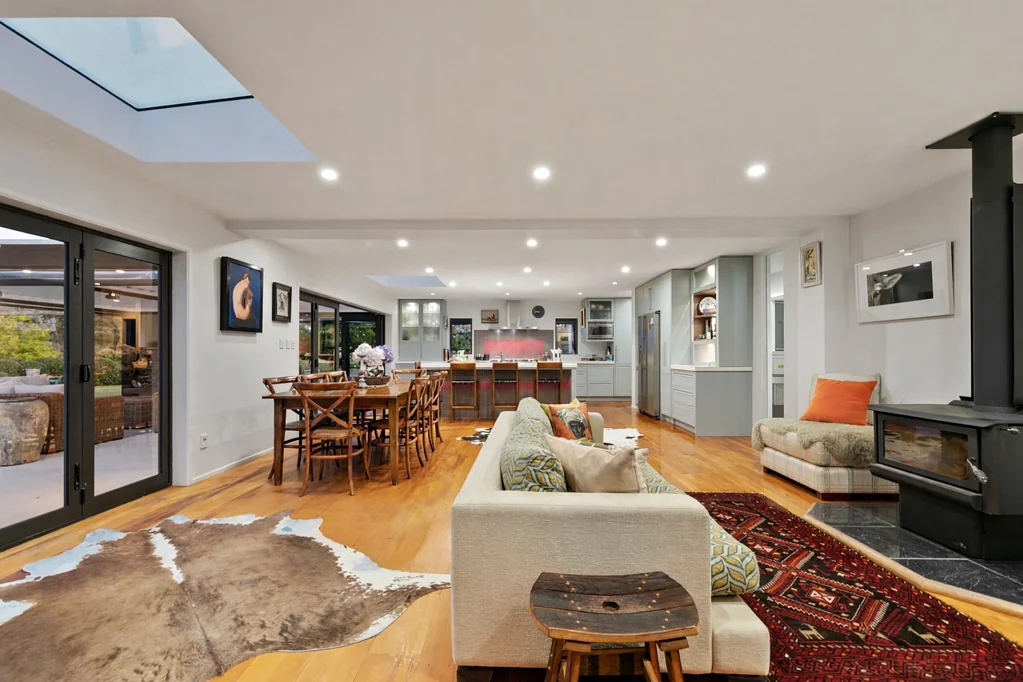 Dairy Flat Exceptional Equestrian Estate