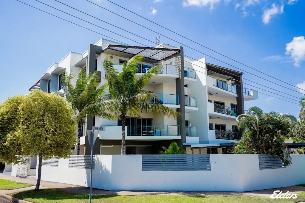 Stuart Park 3침실 STYLISH MODERN LIVING WITH SUPERB ALFRESCO ENTERTAINING.