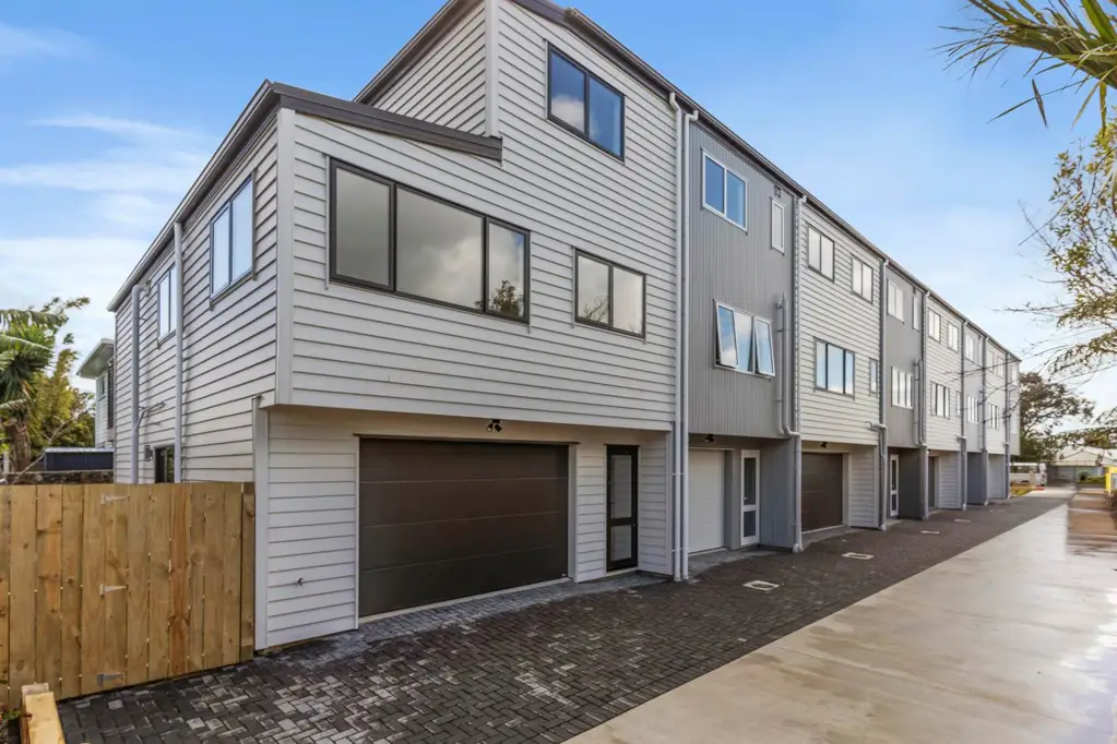 Sandringham 4Kwarto Grammar School Zone, Freehold, Good Location