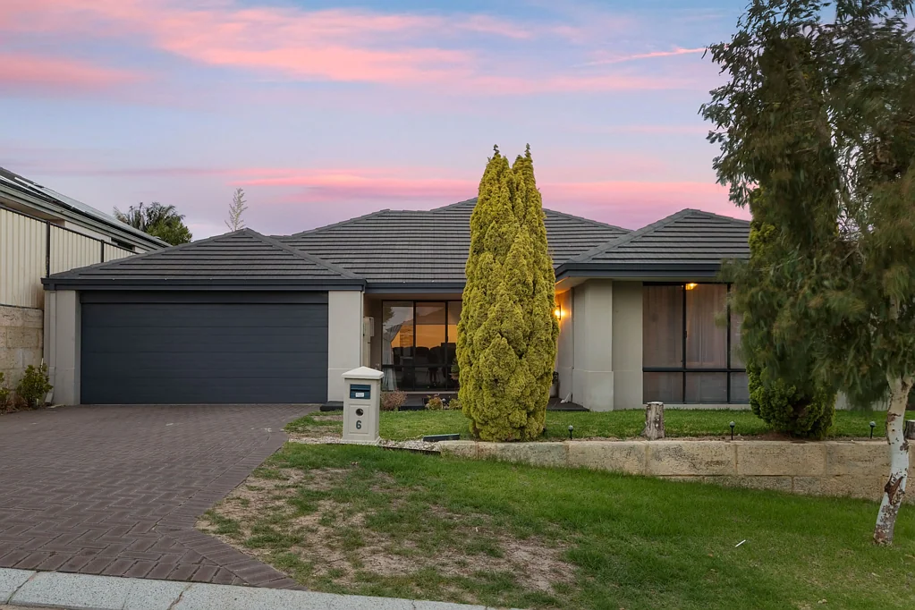 6 Rossiters Cove, Clarkson, WA 6030