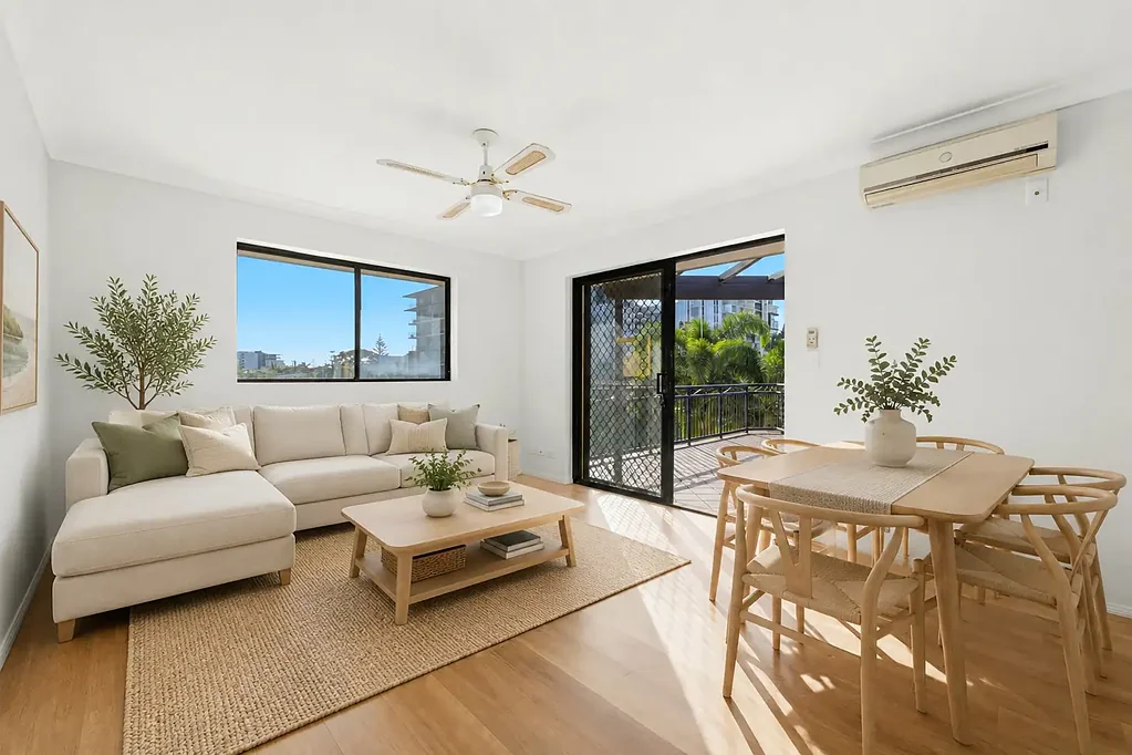 Labrador 1房  A Real Charmer – Great Location – Broadwater Lifestyle – First Homeowner Special