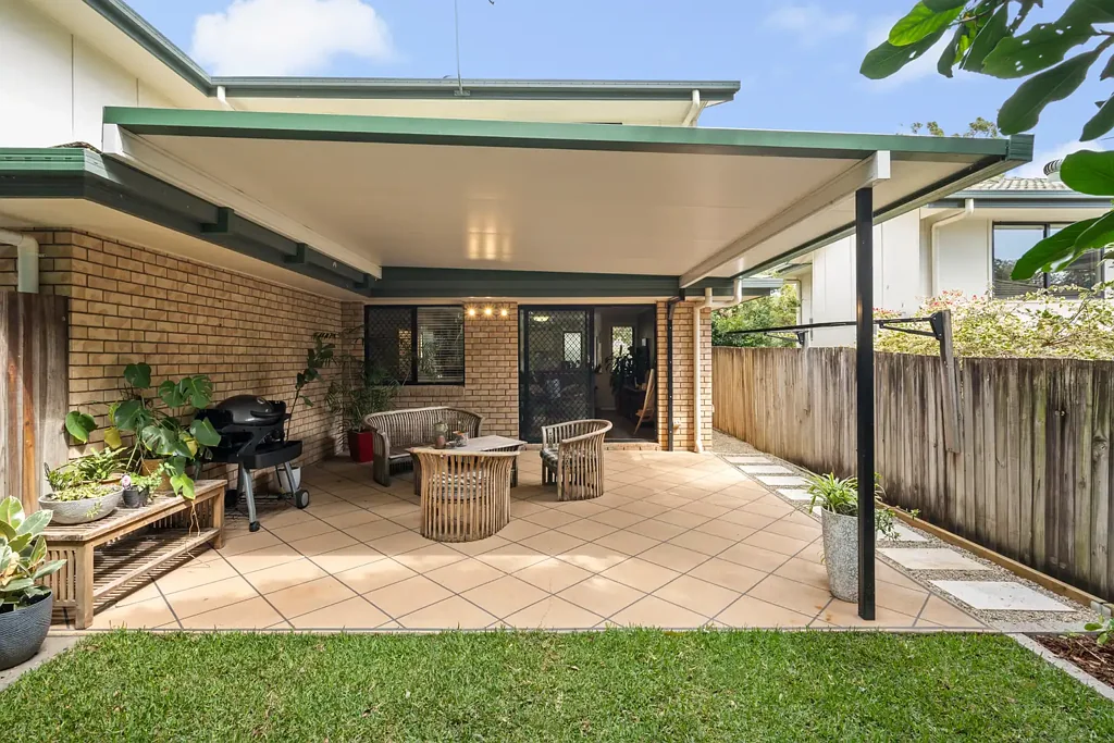 Carseldine 3ਬੈੱਡਰੂਮ Low-Maintenance 3-Bedroom Townhouse Offering Carseldine Convenience