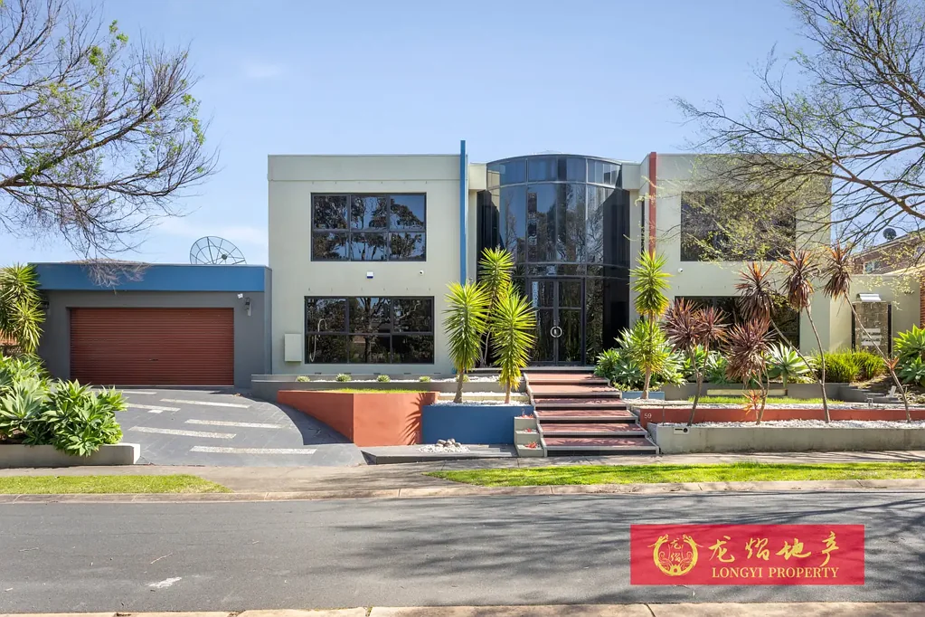 Glen Waverley 5 Bedroom Commanding & Unique! Modern Masterpiece in the GWSC Zone