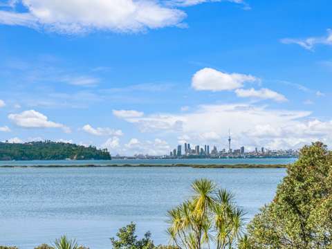 66 Seacrest Drive, West Harbour, Waitakere City, Auckland