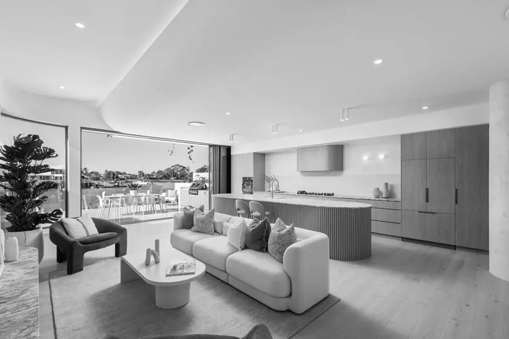 1/37 Neerim Drive, Mooloolaba, QLD 4557