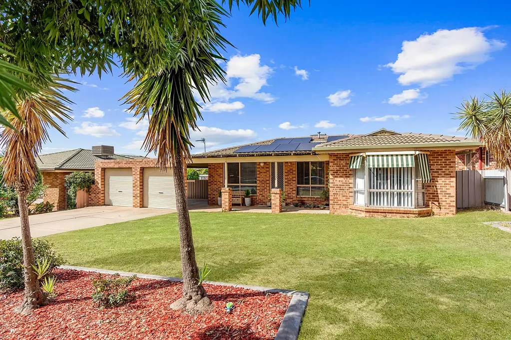104 Dalman Parkway, Glenfield Park