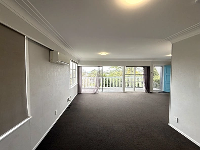 Sky Tower Views & Westgate Convenience  3-Bedroom Massey Ge