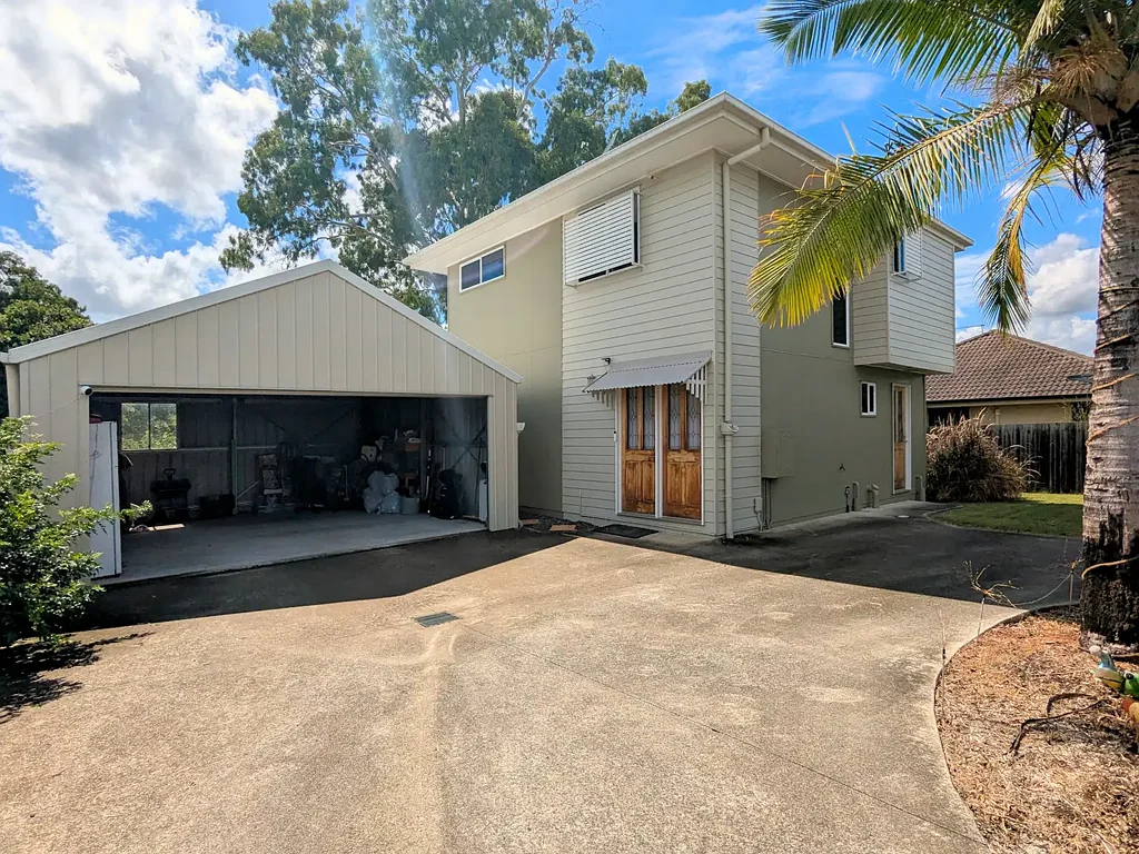 One Mile 3 Bedroom Proudly SOLD By LUKE BUCKEL - Professionals Ipswich