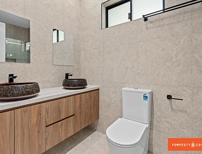 18 B Globe St, Grantham Farm, Central Tablelands, 4 Kuwarto, 3 Banyo, House