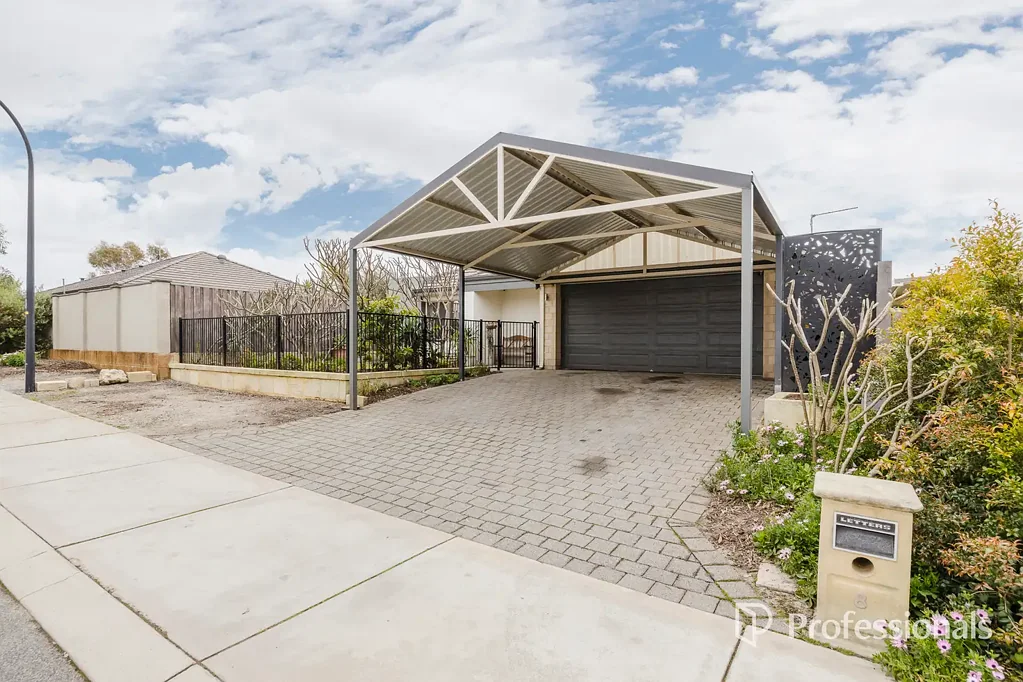 8 Earlham Fairway, Ellenbrook, WA 6069