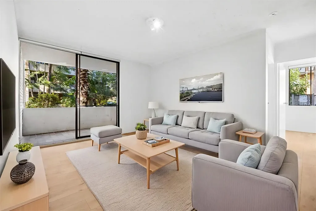 Ground Floor Fully Renovated Unit- Close to Dee Why Beach