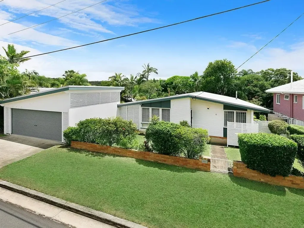 SPACIOUS RENOVATED AND EASY-CARE FAMILY HOME