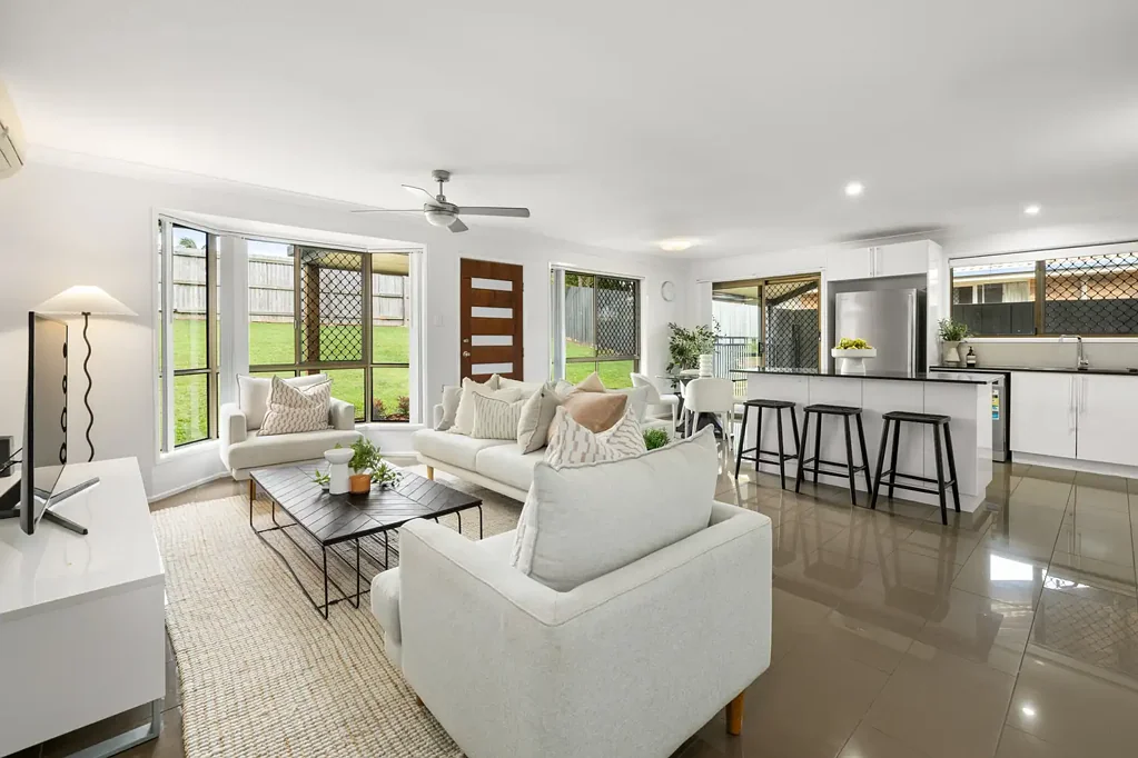 Wynnum West 3 Bedroom Lowset Family Living