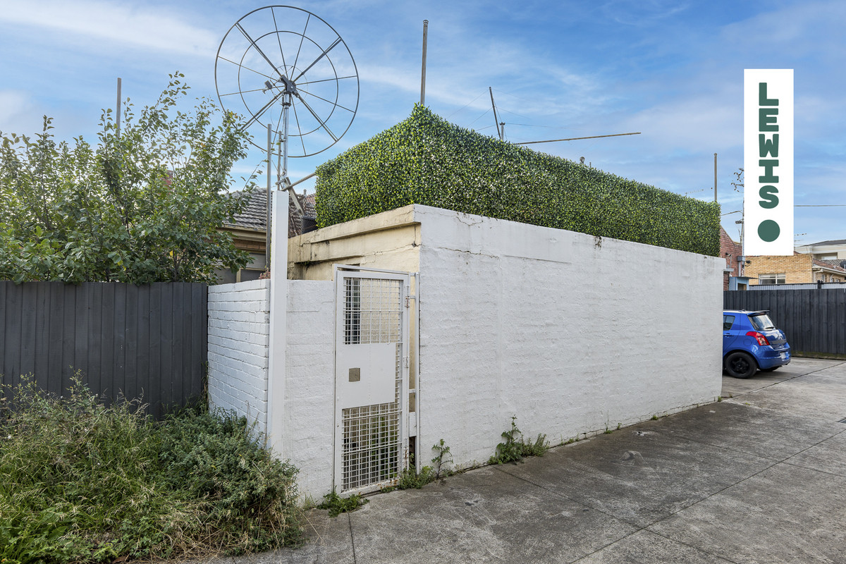 132 ELIZABETH ST, COBURG NORTH VIC 3058, 0 Kuwarto, 0 Banyo, House