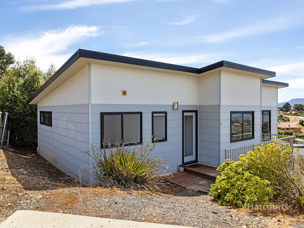 1/10 Ironbark Drive, Claremont, TAS 7011