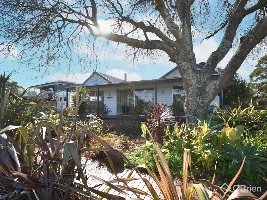 Lake Bunga 4침실 Ultimate Coastal Family Retreat Awaits You!