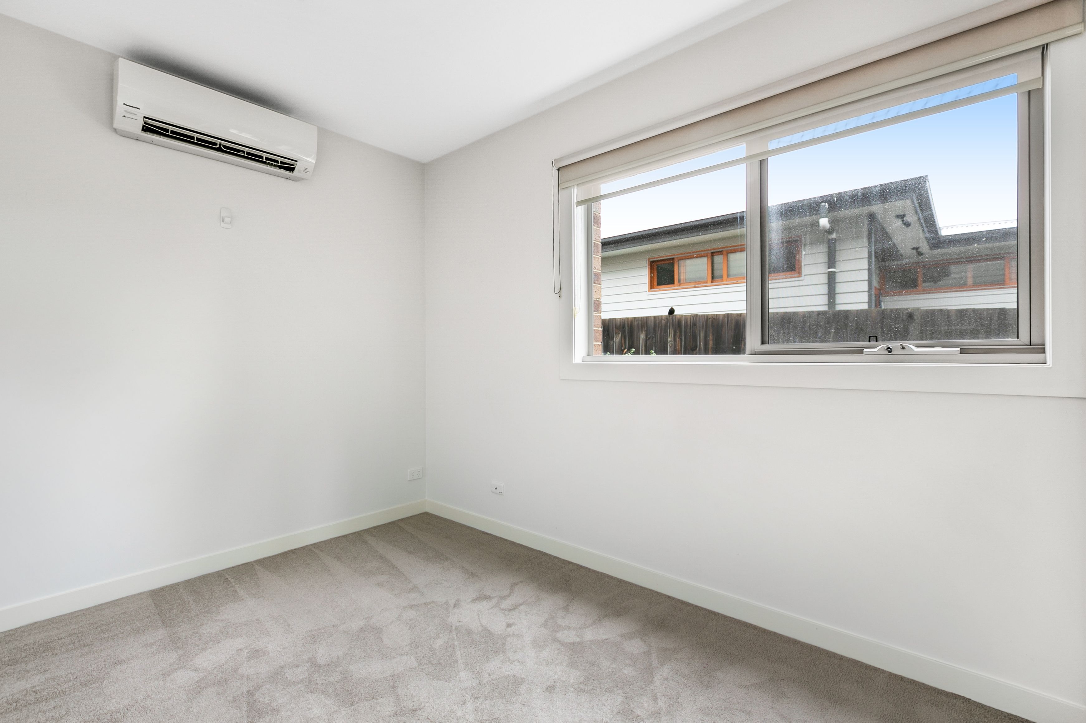 UNIT 3 15 COMPTON ST, RESERVOIR VIC 3073, 0部屋, 0バスルーム, Townhouse