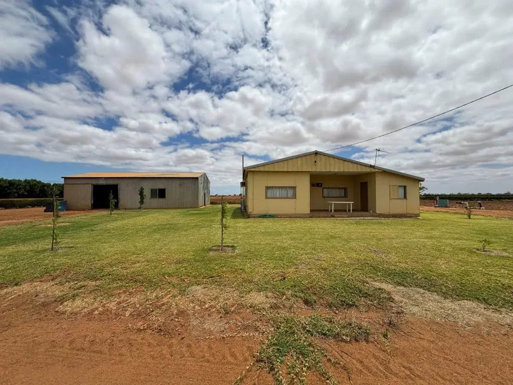 181 McGlades Road, North Plantations, WA 6701