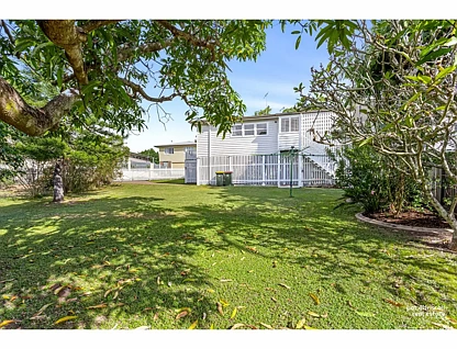 8 Dobbs Street, The Range, QLD 4700, 2 Kuwarto, 1 Banyo, House