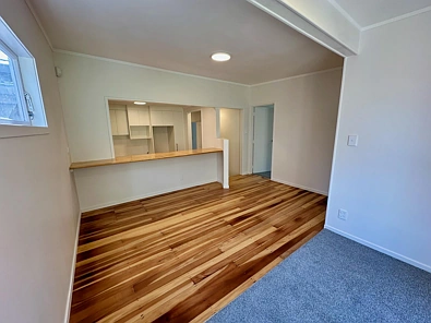 Fully Refurbished Family Home in Fantastic Coastal Location