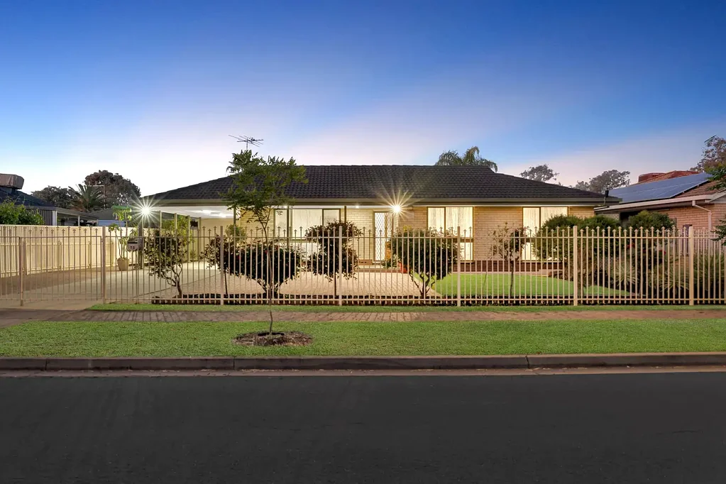 33 Quondong Avenue, Parafield Gardens, SA 5107
