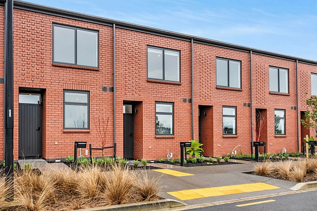 17-35 Raukohekohe Road, Wiri, Manukau City