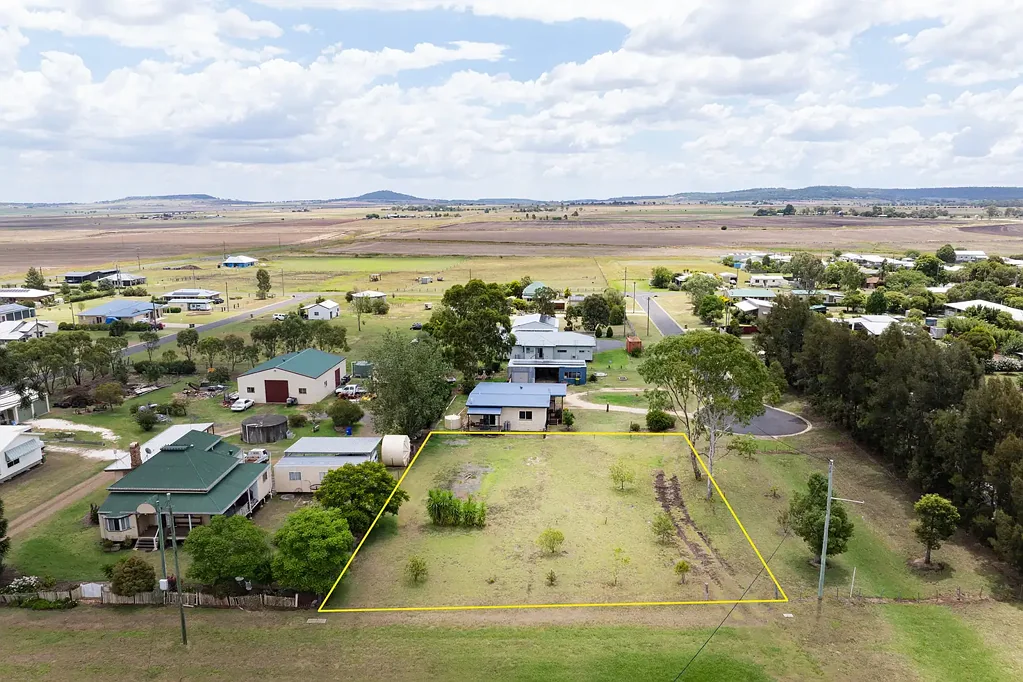 44 Tooth Street, Nobby, QLD 4360
