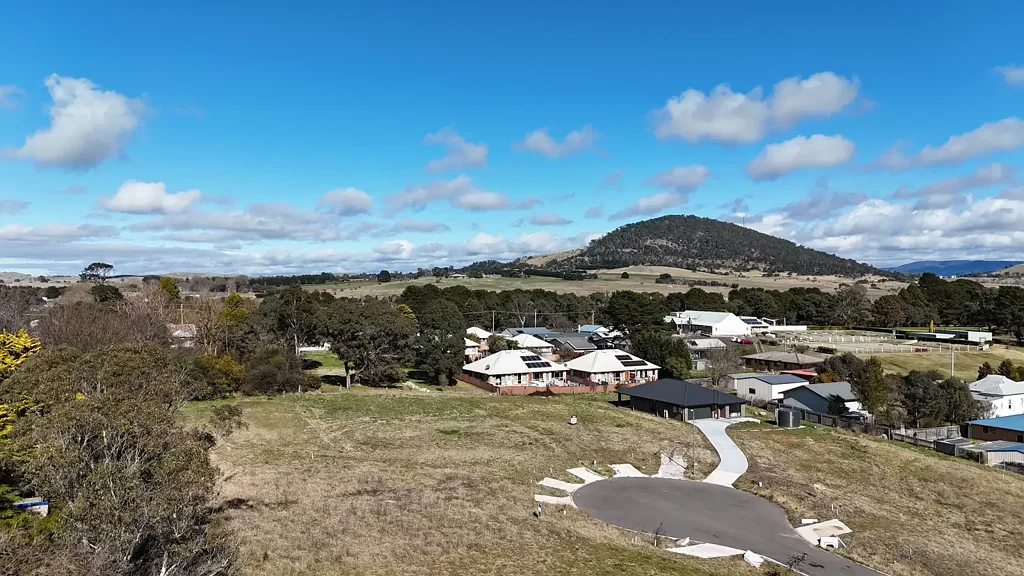 Braidwood  MADDRELL PLACE  -  TWO GREAT BLOCKS, ENDLESS POSSIBILITIES!  $300,000!