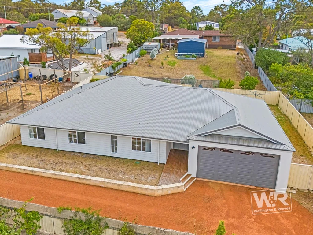Mount Barker 4 Bedroom MODERN FAMILY HOME!
