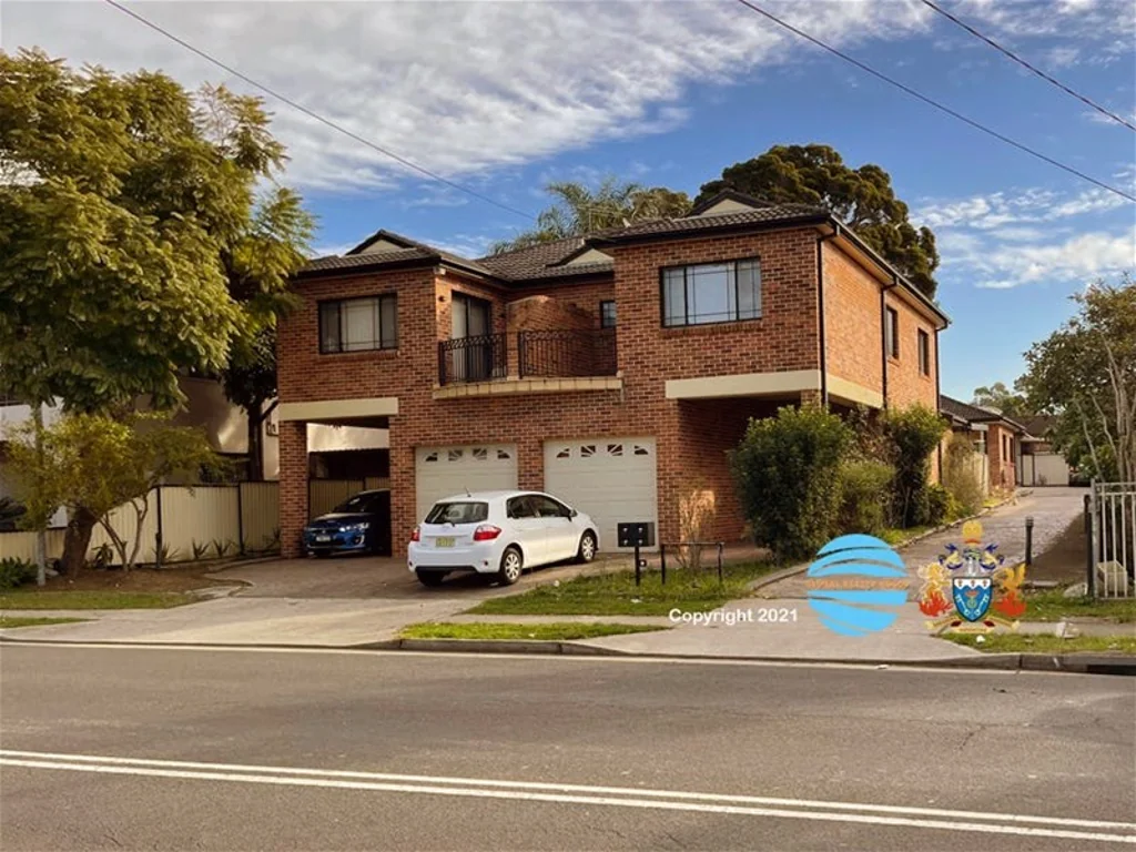 Bankstown 12房  Great Investment opportunity  -  4 homes