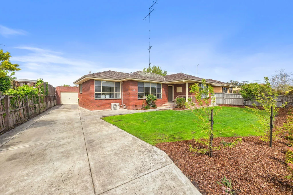 388 Forest Street, Wendouree, VIC 3355