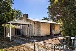 62 Churchill Avenue, Braybrook