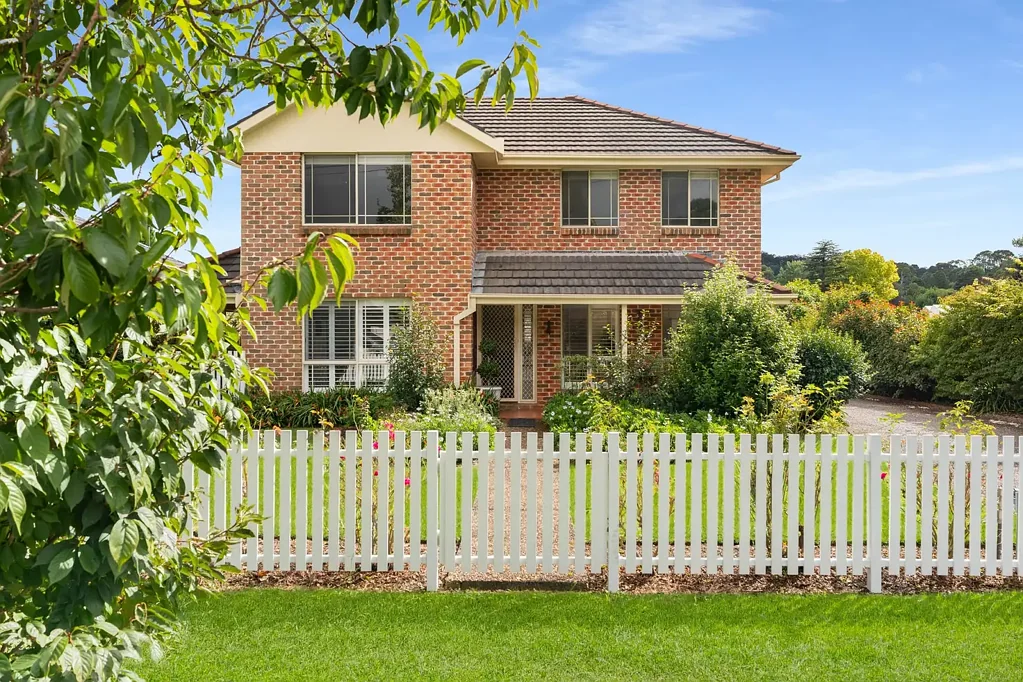 Bowral 4 Slaapkamer Effortless Living in an Exceptional Location