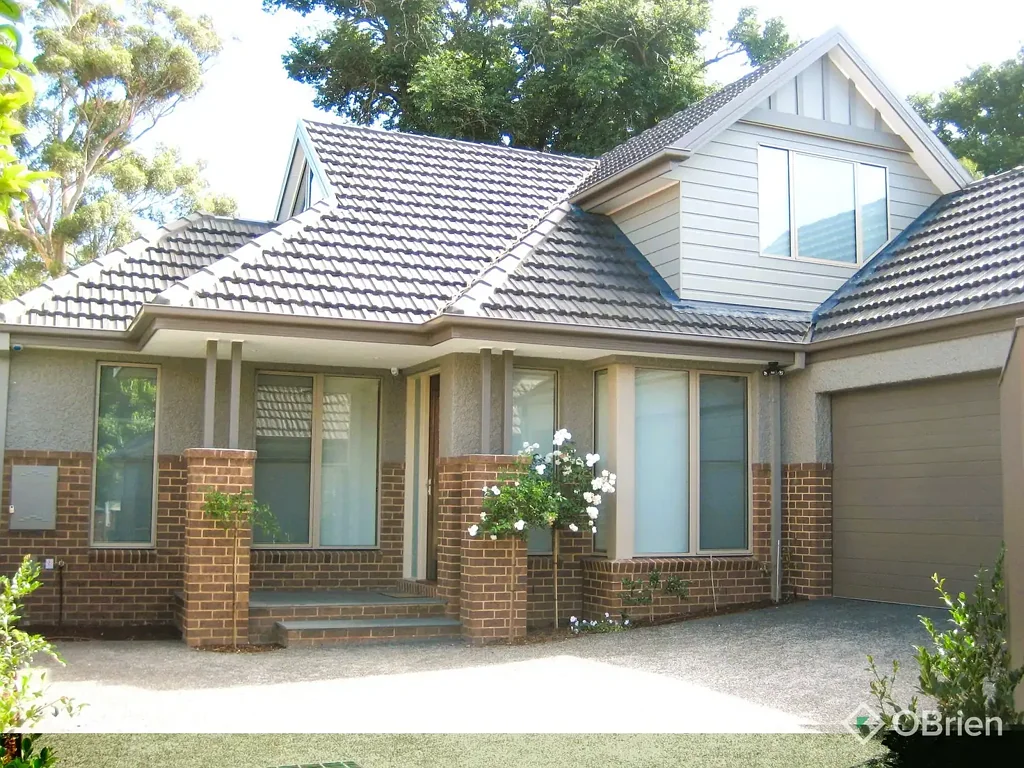 Comfortable Attractive Family Home on Private Block