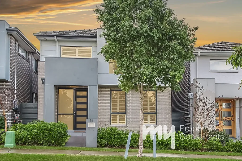 Oran Park 4कमरा Perfectly Positioned Parkside!